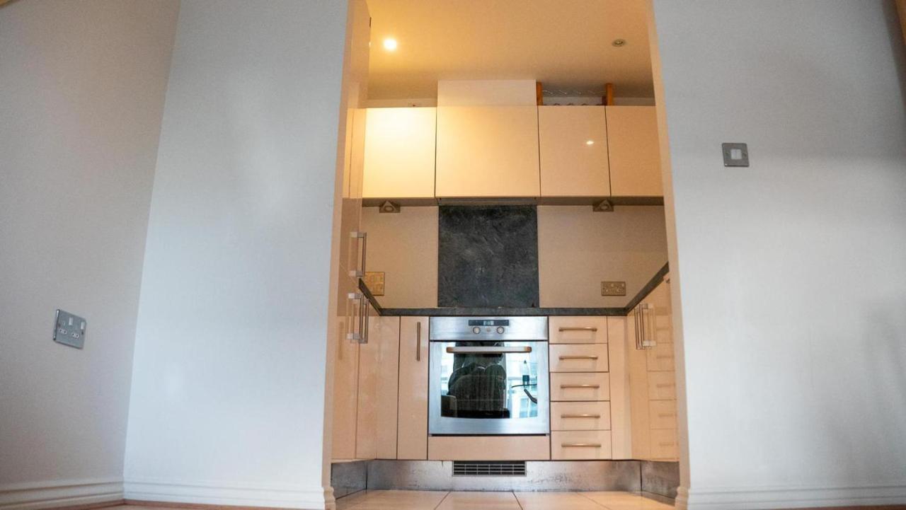 Cosy One-Bed Apartment In Central London Exterior foto